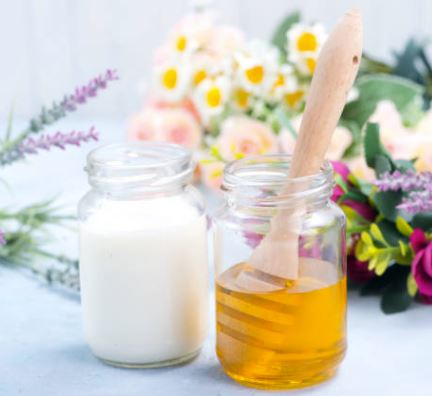 DIY Milk & Honey Hair Mask