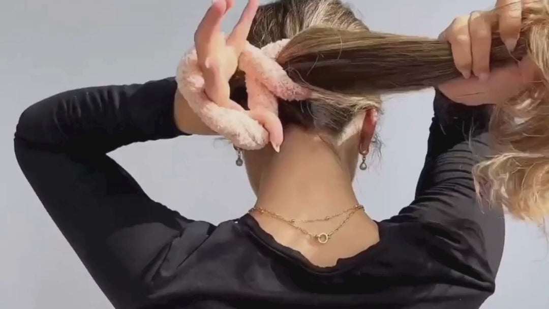 Knot Your Average Bundle